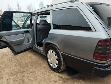 Mercedes-Benz: Mercedes-Benz 220: 1988 г., 2.3 л, Механика, Бензин, Универсал