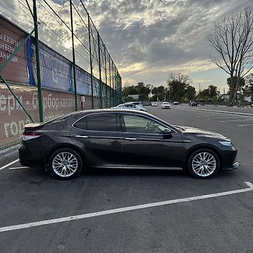 фильтор: Toyota Camry: 2018 г., 2.5 л, Вариатор, Гибрид, Седан — 4