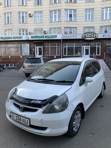 фит автомат: Honda Fit: 2003 г., 1.3 л, Автомат, Бензин