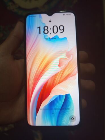 telefon fly 249: OPPO A18 128/6 heç bir problemi yoxdu tecili satilir