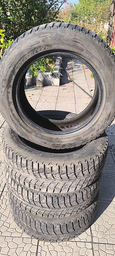 Шины: Шины 205 / 60 / R 16, Зимняя шипованная, Новый, Комплект, Легковые, Япония, Maxxis — 1