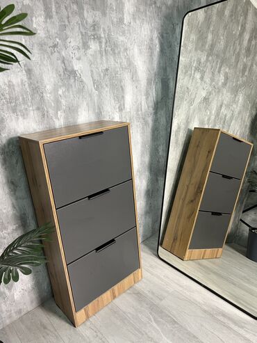 Тумбы и подставки для обуви: Обувница новые размер ширина 60 70 см глубина 28 см высота 1,20 — 2