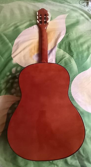 notbuk çanta: Klassik akustik gitara + yumşaq çanta - Korpus: klassik ölçülü — 6