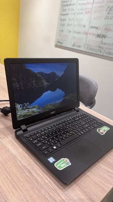 продажа ноутбуков бу: Ноутбук, Acer, 4 ГБ ОЗУ, Intel Core i3, 15.6 ", Б/у, Для несложных задач, память SSD