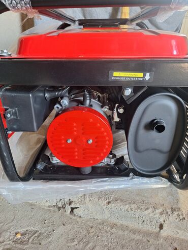 верхняя одежда женская: Бензиновый генератор Honda AV6500AV предназначен для обеспечения