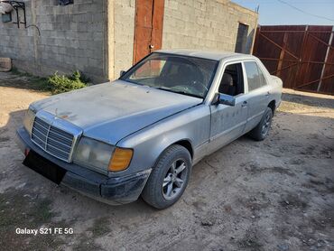 шумоизоляция капота: Mercedes-Benz W124: 1989 г., 2.3 л, Автомат, Бензин, Седан