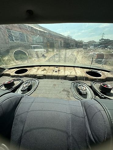 Opel: Model: daevoo Espero Rəng: qızılı/şampan Kuzov: 4 qapı, geniş salon — 8
