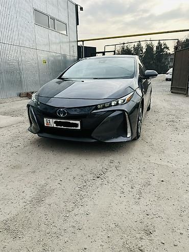 Toyota: Toyota Prius: 2017 г., 1.8 л, Автомат, Гибрид, Хэтчбэк — 1