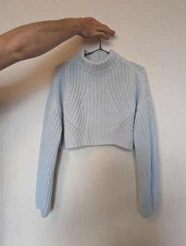 вязаный свитер: Продаю свитера, кофты, пиджак, куртку, футболки, майки Б/у, состояние