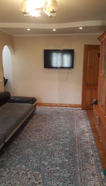 Продажа квартир: 3 комнаты, 57 м², 104 серия, 2 этаж, Дизайнерский ремонт