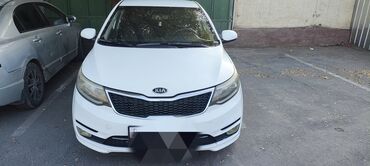 машина в росрочку: Kia Rio: 2015 г., 1.4 л, Механика, Бензин, Седан