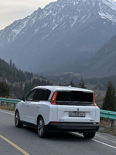 FAW: FAW Besturn: 2023 г., Автомат, Электромобиль, Универсал — 2