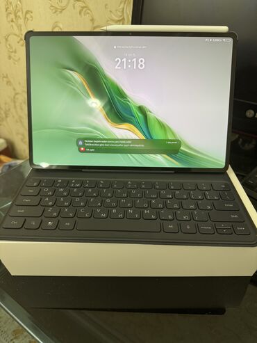 irşad telecom planşetlər: Honor Magic Pad 2 planşeti ideal vəziyyətdə satlır. Dərs məqsədilə