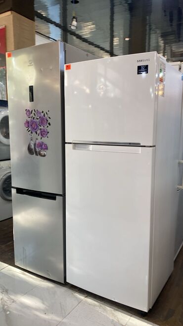 Soyuducular: 2 qapılı Samsung Soyuducu Satılır, rəng - Ağ