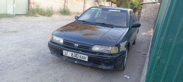 срочно продаю аварийное авто: Nissan Primera: 1992 г., 2 л, Механика, Бензин, Седан