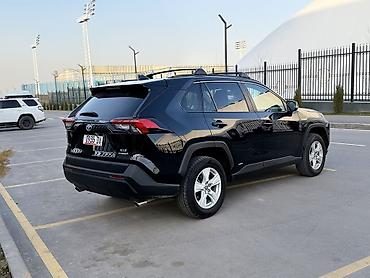 Toyota: Toyota RAV4: 2021 г., 2.5 л, Автомат, Гибрид, Кроссовер — 7