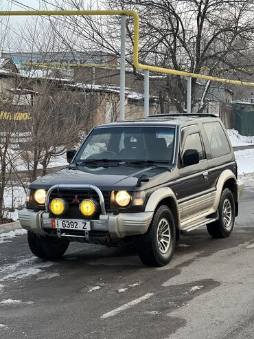 mitsubishi dingo: Mitsubishi Pajero: 1993 г., 2.5 л, Автомат, Дизель, Внедорожник