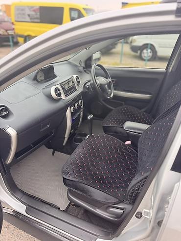 ist: Toyota Ist: 2003 г., 1.3 л, Автомат, Бензин, Хэтчбэк — 6
