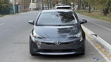 уна: Toyota Prius: 2016 г., 1.8 л, Автомат, Гибрид, Седан — 2