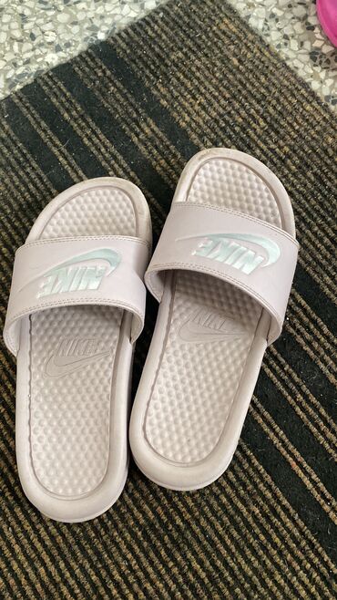 armani naocare za sunce: Papuče za plažu, Nike, 36.5