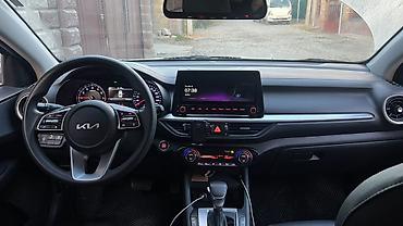 285 30 20: Kia K3: 2022 г., 1.6 л, Вариатор, Бензин, Седан — 5
