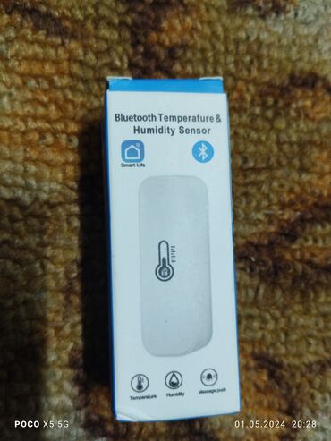 Другая бытовая техника: Термометр блютуз. новый работает с системой умный дом