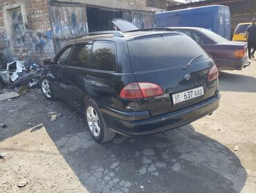 Toyota: Toyota Avensis: 2002 г., 2 л, Механика, Дизель, Универсал