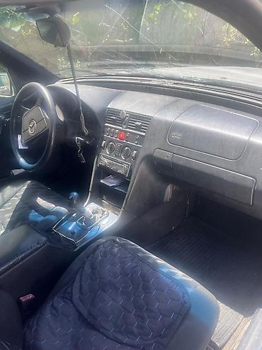 cruiser: Mercedes-Benz C‑Class Universal (W202) – gümüş rəngli stansiyon vaqon — 6