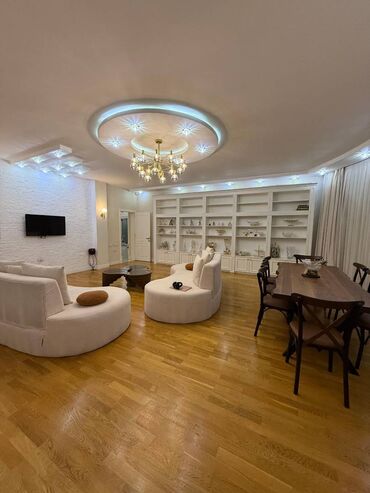 Yeni tikili: 3 otaqlı, Yeni tikili, 192 kv. m — 3