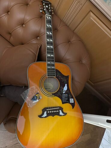 gitara qabi: Akustik gitara