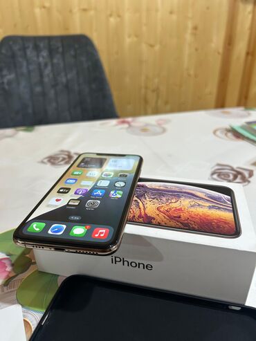 Apple iPhone: IPhone Xs, 256 GB, Qızılı, Simsiz şarj — 9