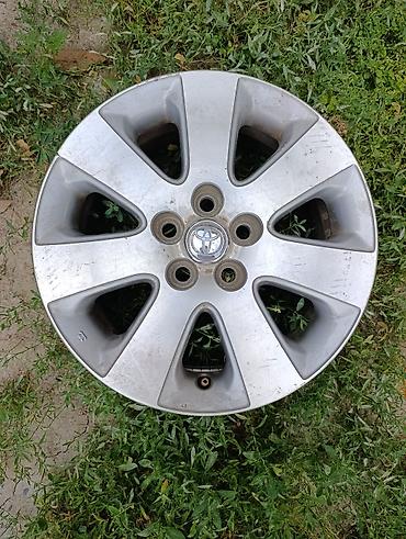 Литые Диски R 15 Toyota, 1 шт, отверстий - 5, Б/у at lalafo.kg Литые Диски R 15 Toyota, 1 шт, отверстий - 5, Б/у