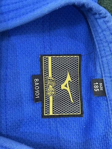 форма самбо: Дзюдоги Mizuno, синий цвет, размер 185. Комплектация: - куртка дзюдо — 2