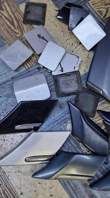 w210 qanad: "Mercedes-Benz" plastik hissələri Şəhər: Bakı Elanın növü: Ehtiyat — 2