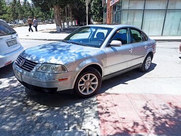 maşın satişi: Volkswagen Passat: 1.8 l | 2003 il Sedan