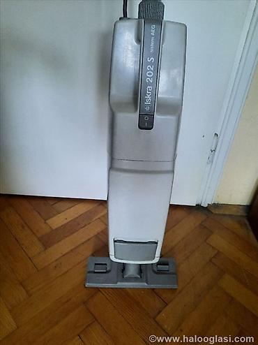 slikar tapi: Stari retro stapni usisivaci Iskra TK 7005 R i 202 S. Nepoznato — 8