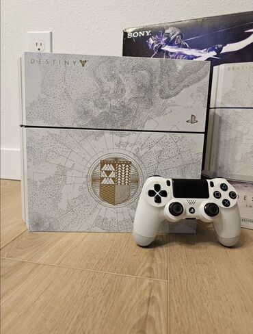 playstation 5 disksiz: Salam playstation 4 satılır münasib qiymətə 390 AZN 1 TB yaddaşla və