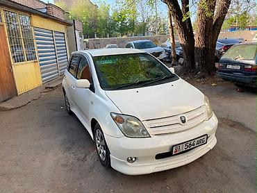 Продажа авто: Toyota Ist: 2003 г., 1.3 л, Автомат, Бензин, Хэтчбэк — 1
