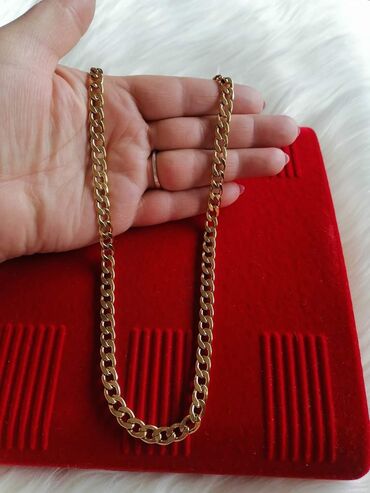 Ogrlice: Ogrlica sa priveskom — 2