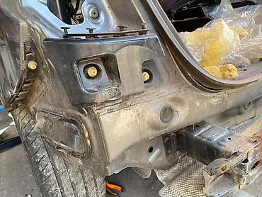 b6 204: NOSAČI ZADNJEG BRANIKA ZA MERCEDES BENZ B KLASA, B 150, B 160 . OD — 1