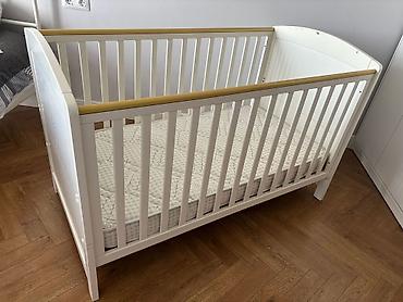mothercare манеж: Для девочки и мальчика, Б/у, Четырехугольная, Колыбель, Без бортиков, С матрасом, Без механизма качания — 1