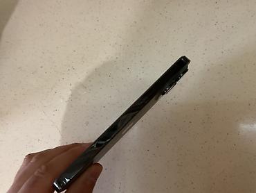 iphone plata: Graphite, Qırıq — 3