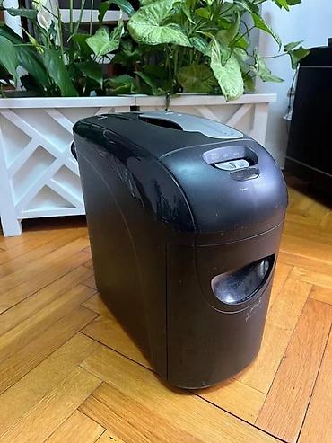 auto car kit: Seckalica dokumenata Texet Confetti Cut, DIN 4, 10 listova, korpa 12 L — 4