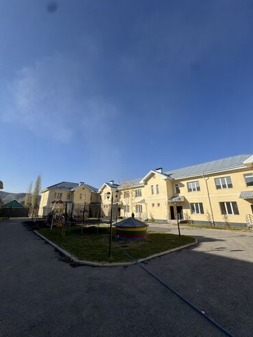 как купить дом в рассрочку: Таунхаус, 115 м², 4 комнаты, Косметический ремонт