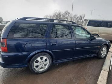 авто штора: Opel Vectra: 2001 г., 1.8 л, Механика, Бензин, Универсал