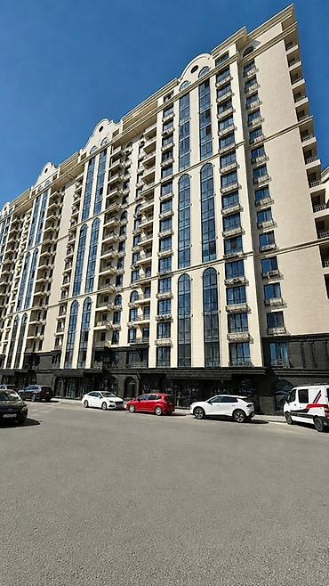 60: 2 комнаты, 60 м², Асанбай мкр Элитка, 13 этаж, Дизайнерский ремонт — 1