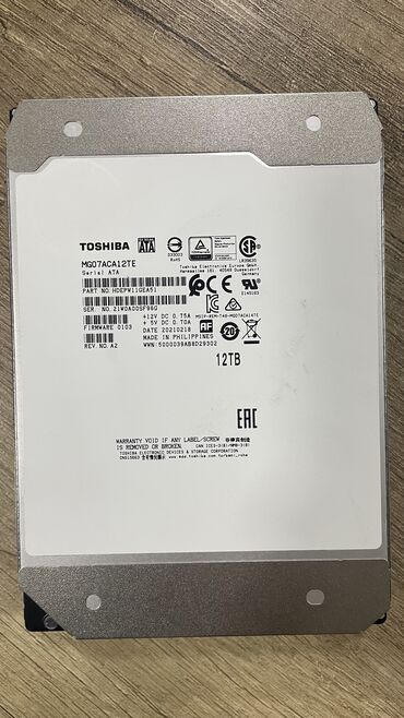 гта диск: Маалымат алып жүрүүчү, Колдонулган, Toshiba, HDD, 5 ТБдан көп, 3.5", ПК үчүн