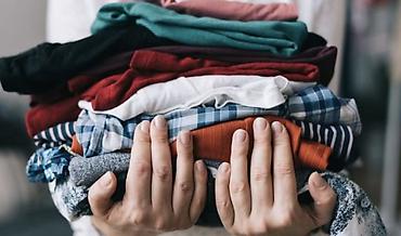 Комплекты одежды: Пакет женских вещей отдам даром — 1
