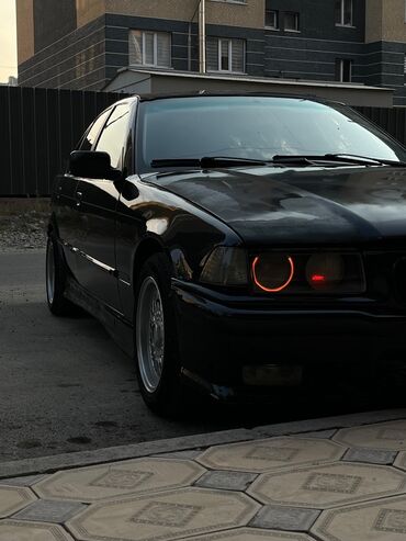 BMW: BMW 3 series: 1992 г., 1.8 л, Механика, Бензин, Седан — 11