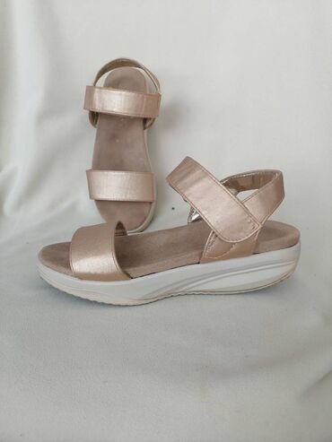 Sandale: WALKMAX sandale br 38----Jedinstveni zaobljeni djon WALKMAXX obuce — 1